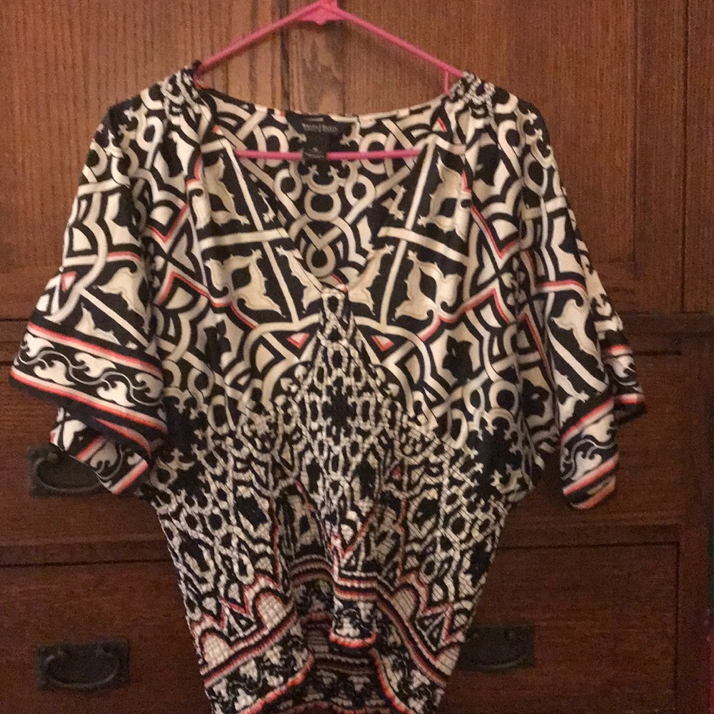 White House Black Market kimono sleeve top